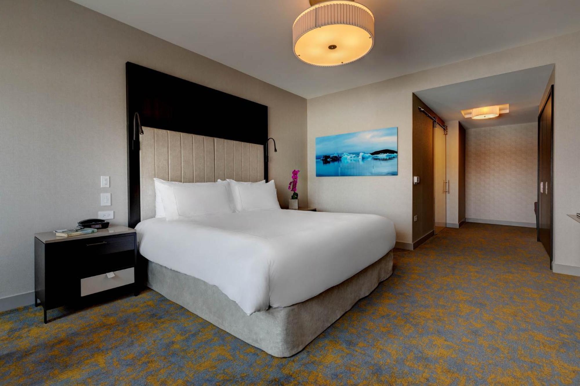 Hotel X Toronto, A Destination By Hyatt Hotel Экстерьер фото
