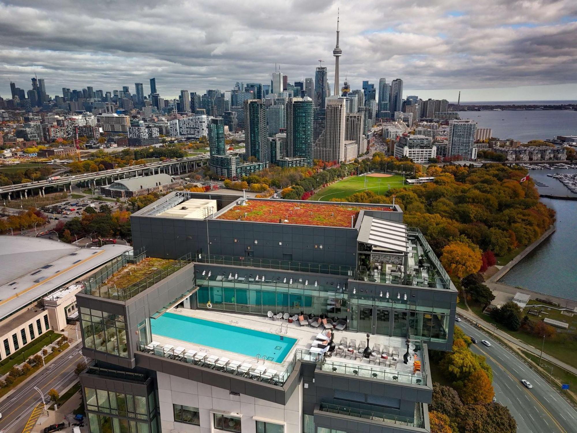 Hotel X Toronto, A Destination By Hyatt Hotel Экстерьер фото